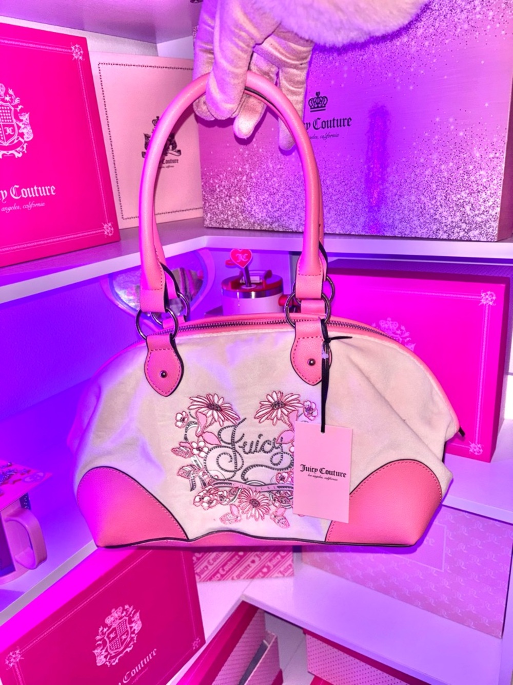 Juicy Couture Floral embellished embroidery shoulder bag✨🤩